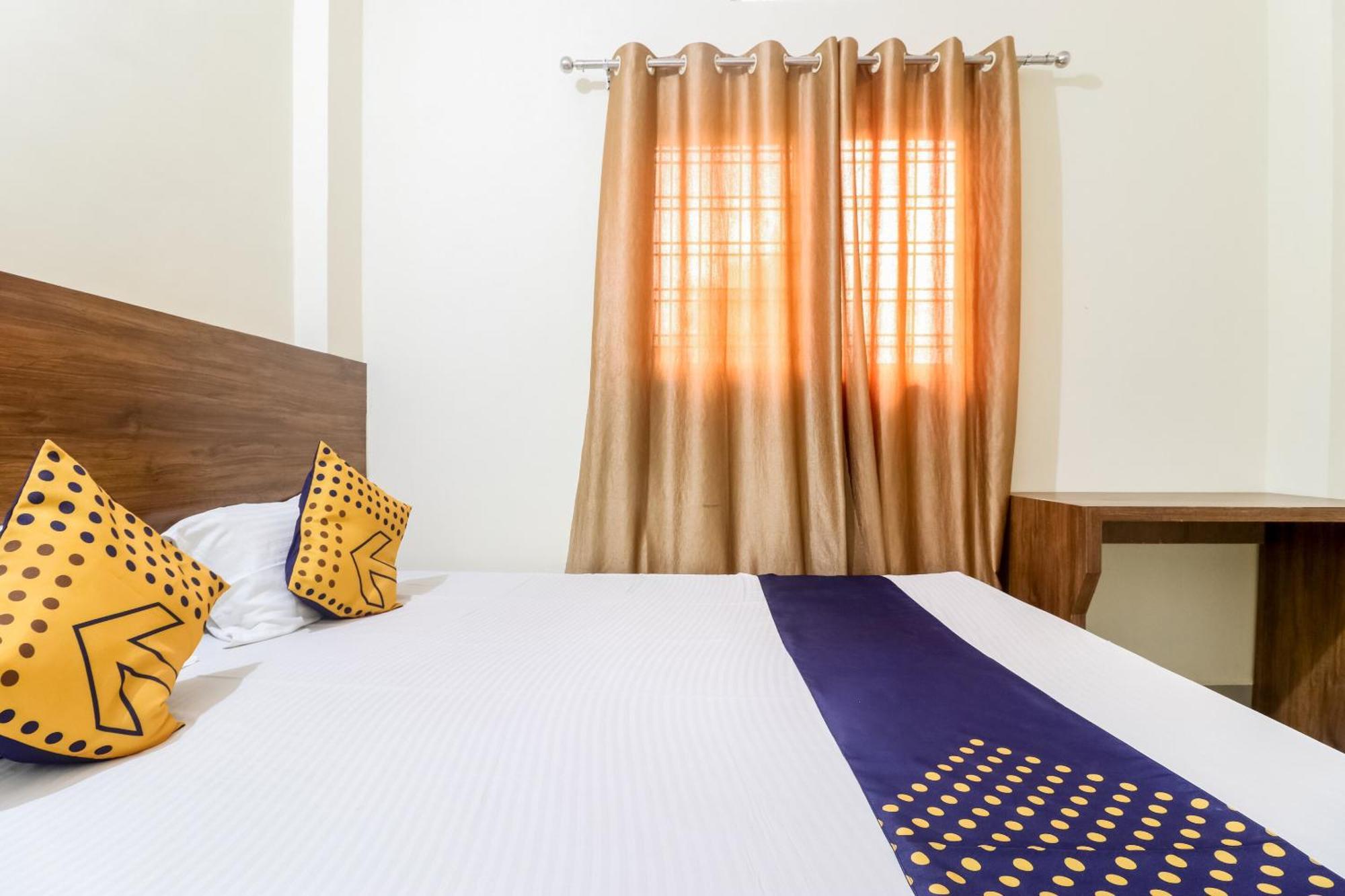 Oyo 40073 Yash Homestay Samarda Kaliāsot Extérieur photo